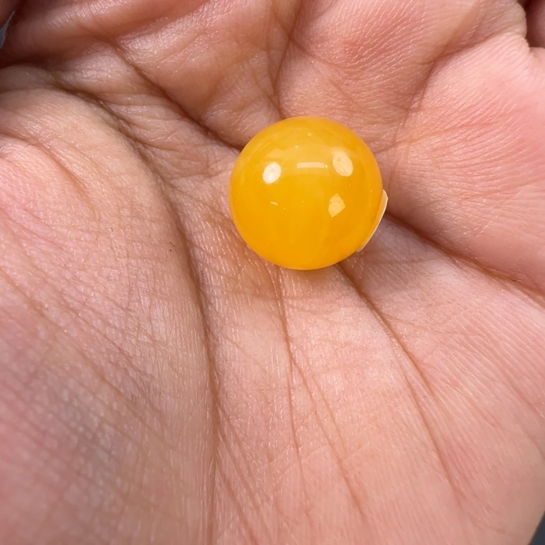 琥珀颈饰未镶嵌琥珀