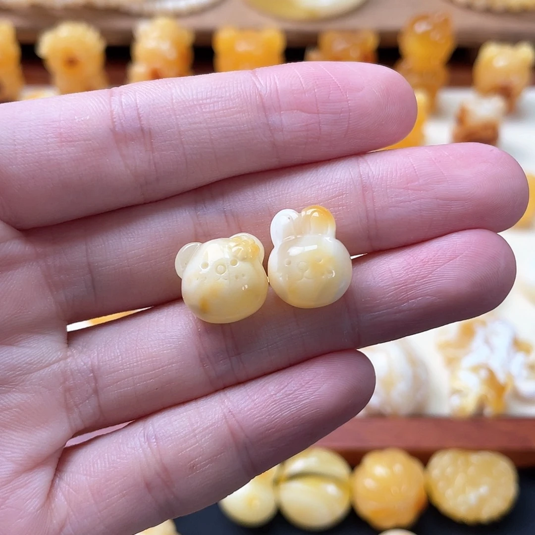 琥珀珠宝奇石未镶嵌点*