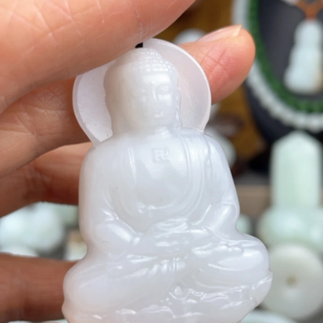 【闪购商品】颈饰未镶嵌和田玉