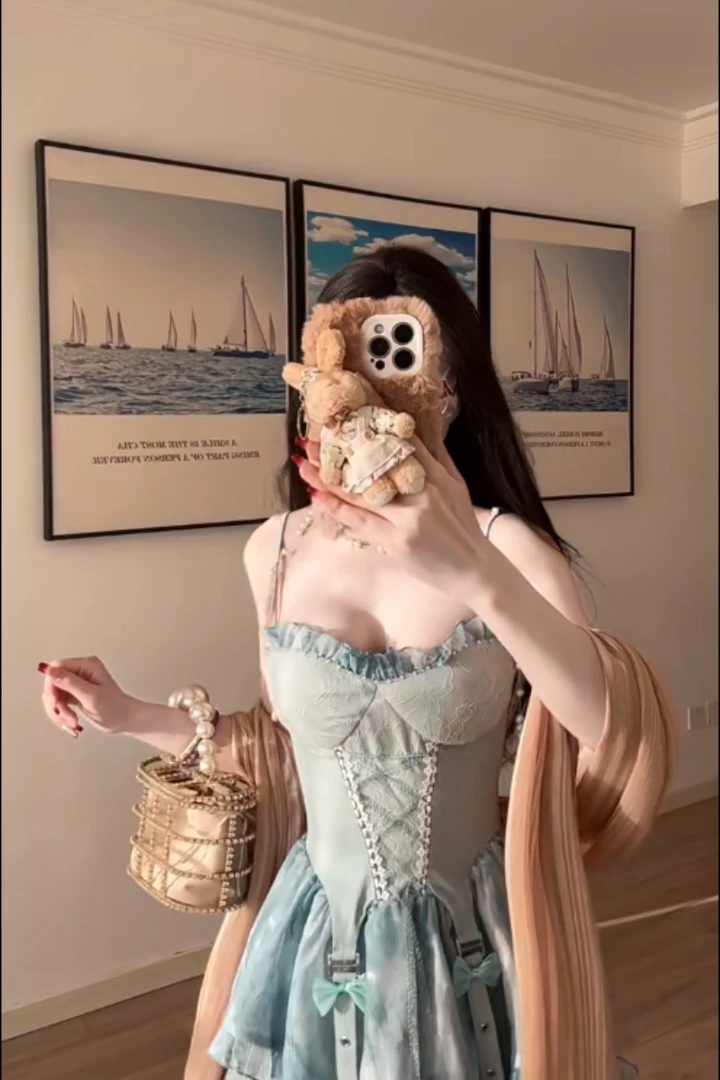 无镜之梦  纯欲风甜美少女扎染显瘦坎肩K吊带拖尾公主连衣裙女