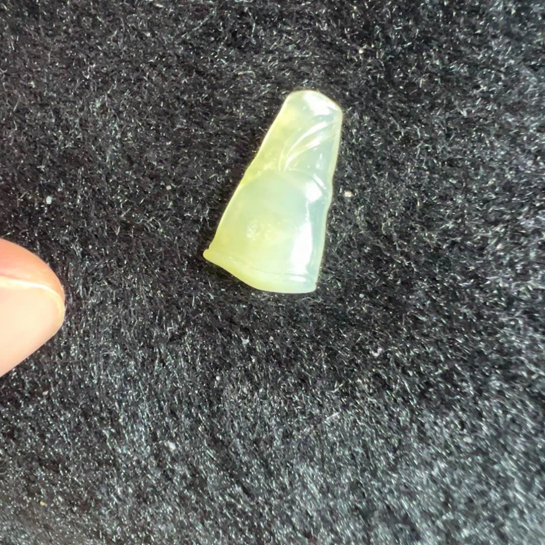 瑞***i颈饰未镶嵌翡翠翡翠颈饰