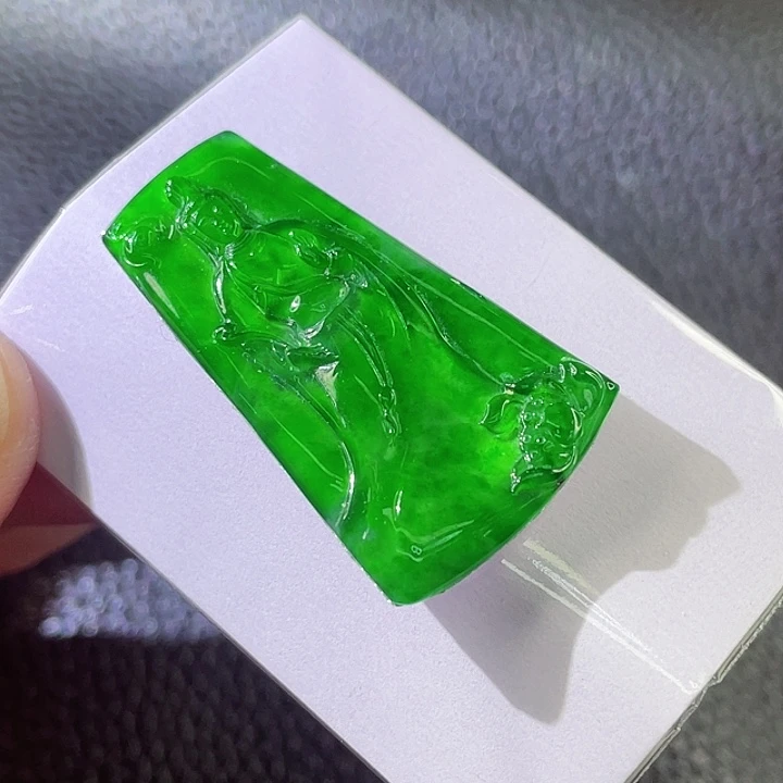 定制翡翠未镶嵌翡翠