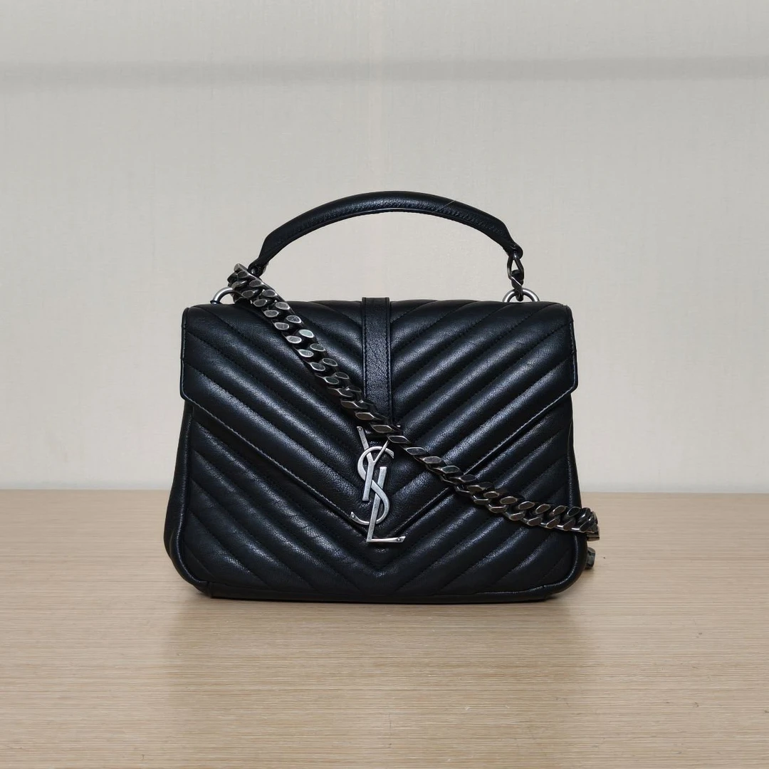 95新 YSL/圣罗兰 【娇】邮差包24 黑色皮革S银扣 806377