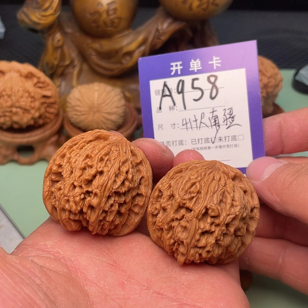 文玩核桃把件核桃