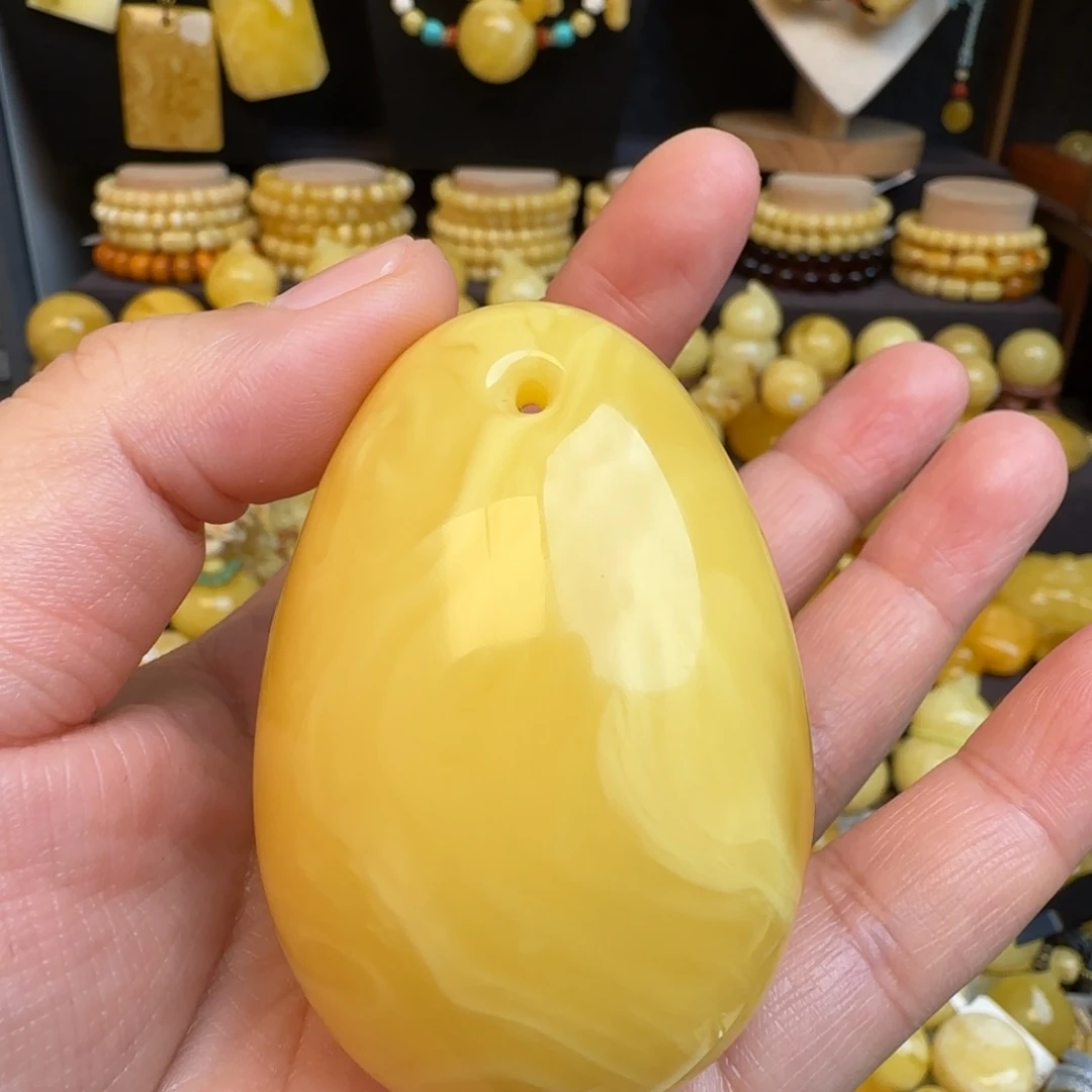 琥珀未镶嵌套链天然俄料溶洞妖花蜜蜡水滴吊坠