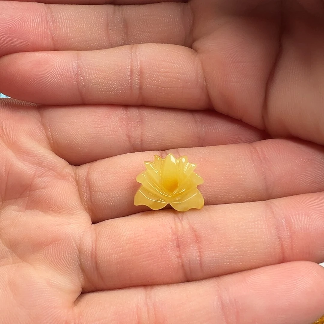 蜜蜡颈饰未镶嵌?****?莲花提溜吊坠