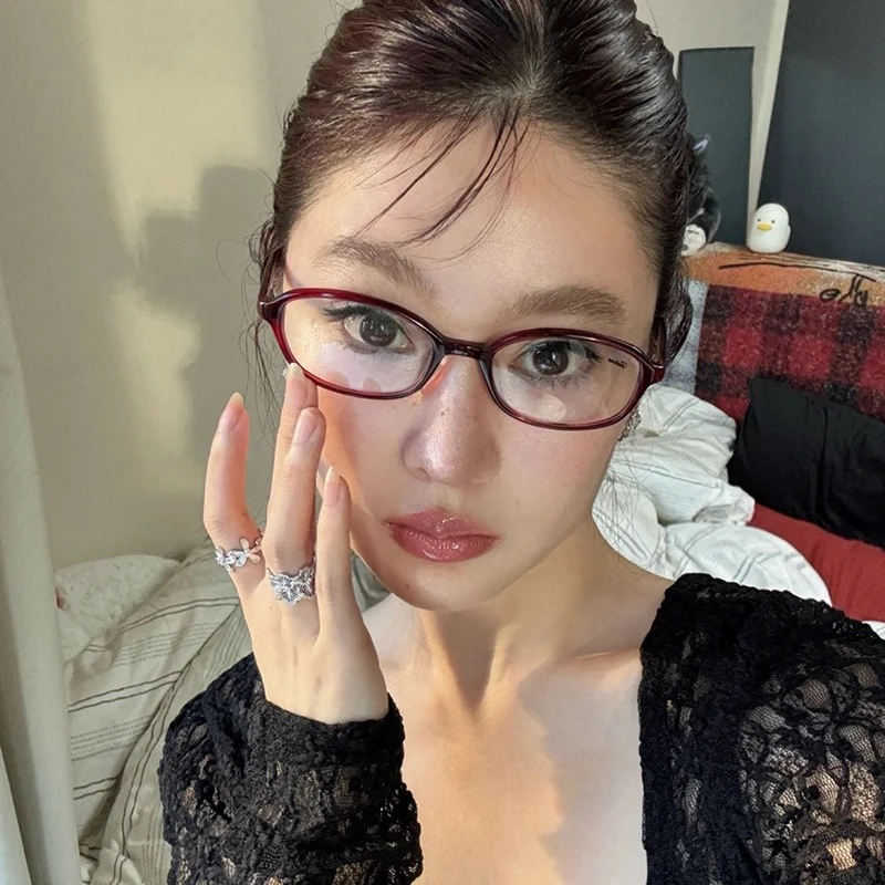 新款日系时尚小框近视眼镜红框复古文艺优雅高颜值防蓝光近视眼镜