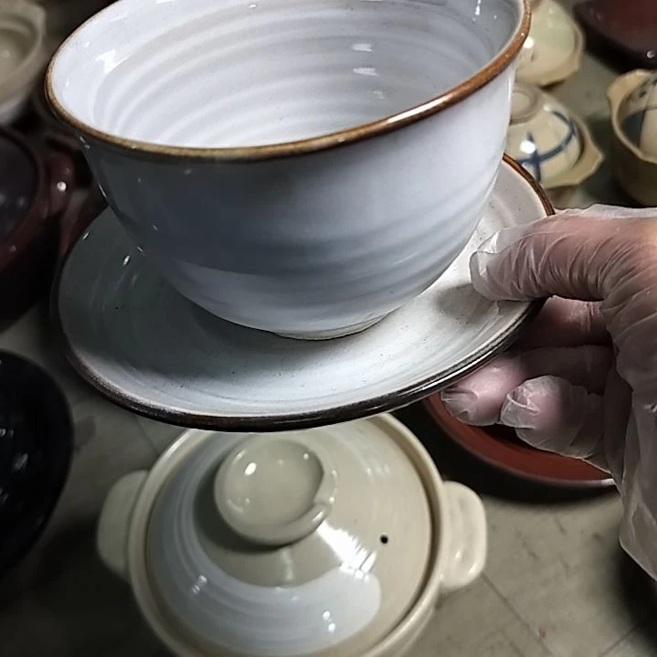 盘瓷片陶瓷杯盘壶碗都有
