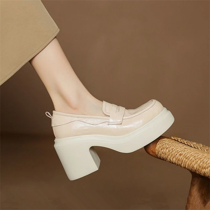 英伦风一脚蹬小皮鞋女2025年春秋新款厚底圆头高跟乐福鞋休闲单鞋