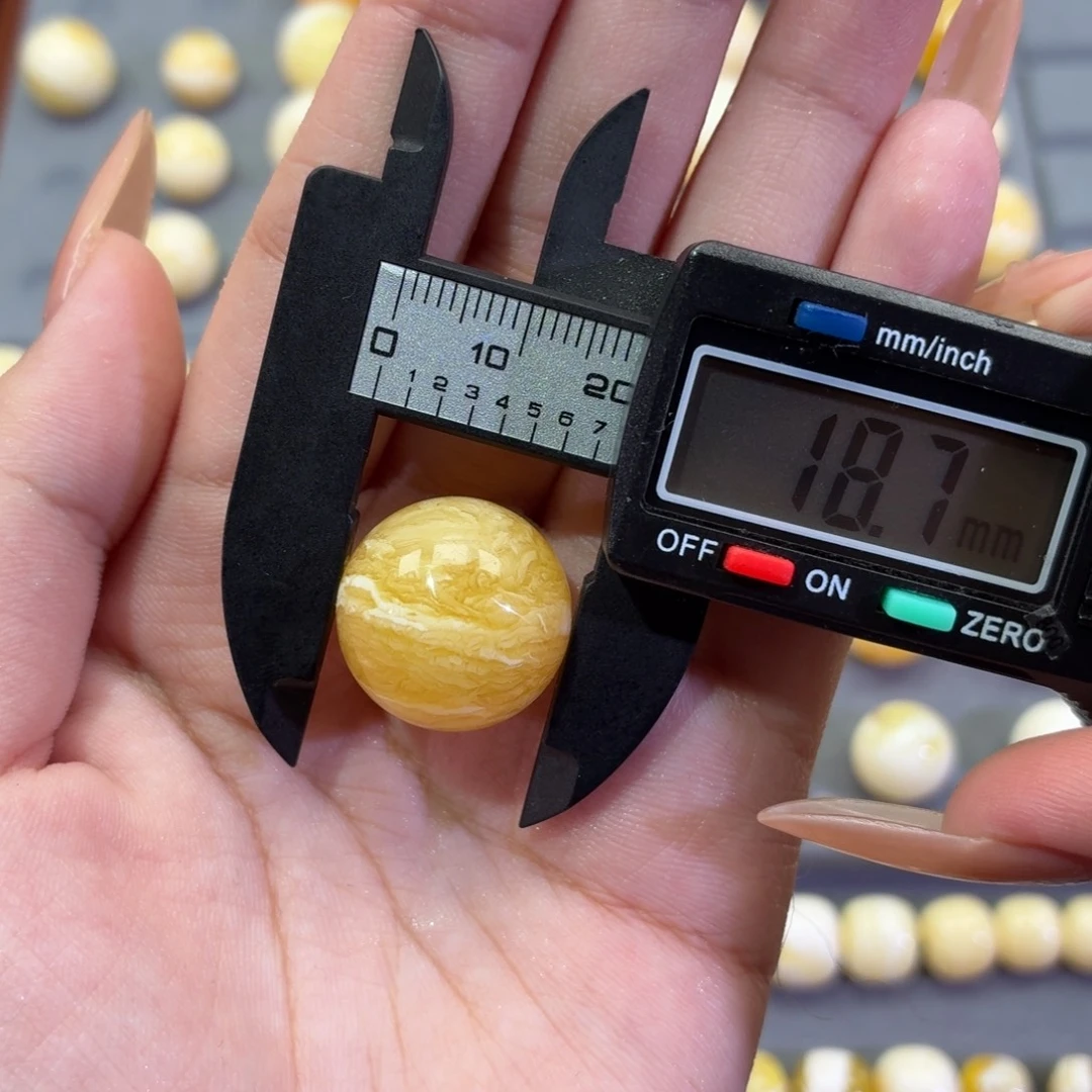 琥珀未镶嵌裸石圆珠