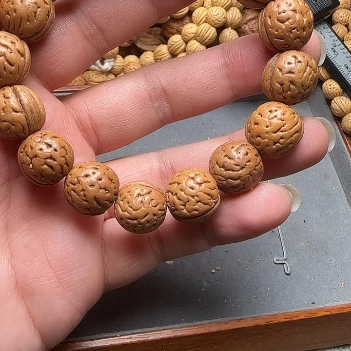 “***”野生桃核盘锦肌肉纹