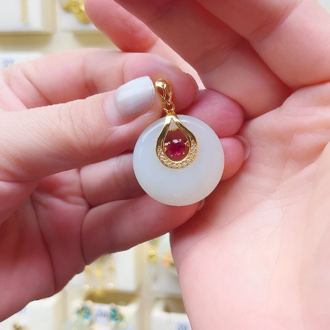 和田玉银S925镀金镶嵌颈饰