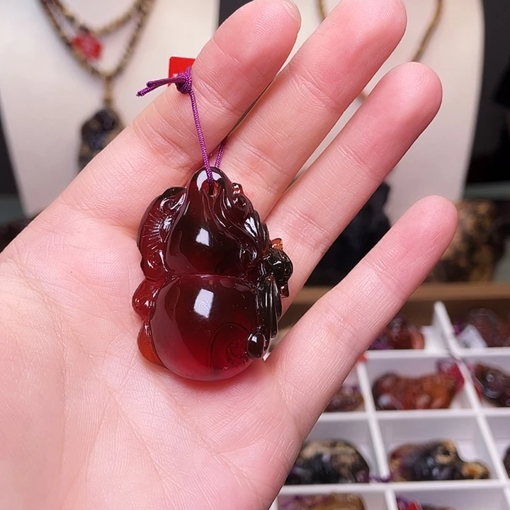 ****气琥珀未镶嵌裸石抚顺琥珀291