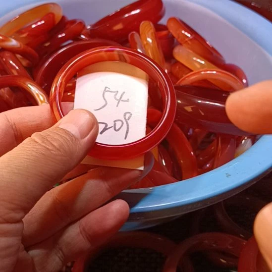 玛瑙/玉髓未镶嵌手镯