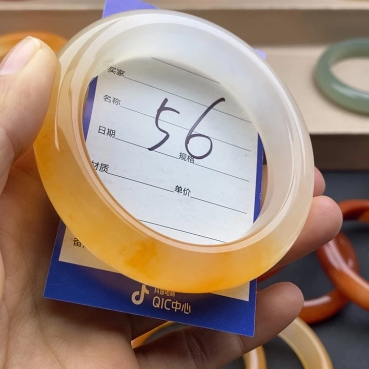 石英质玉未镶嵌手镯