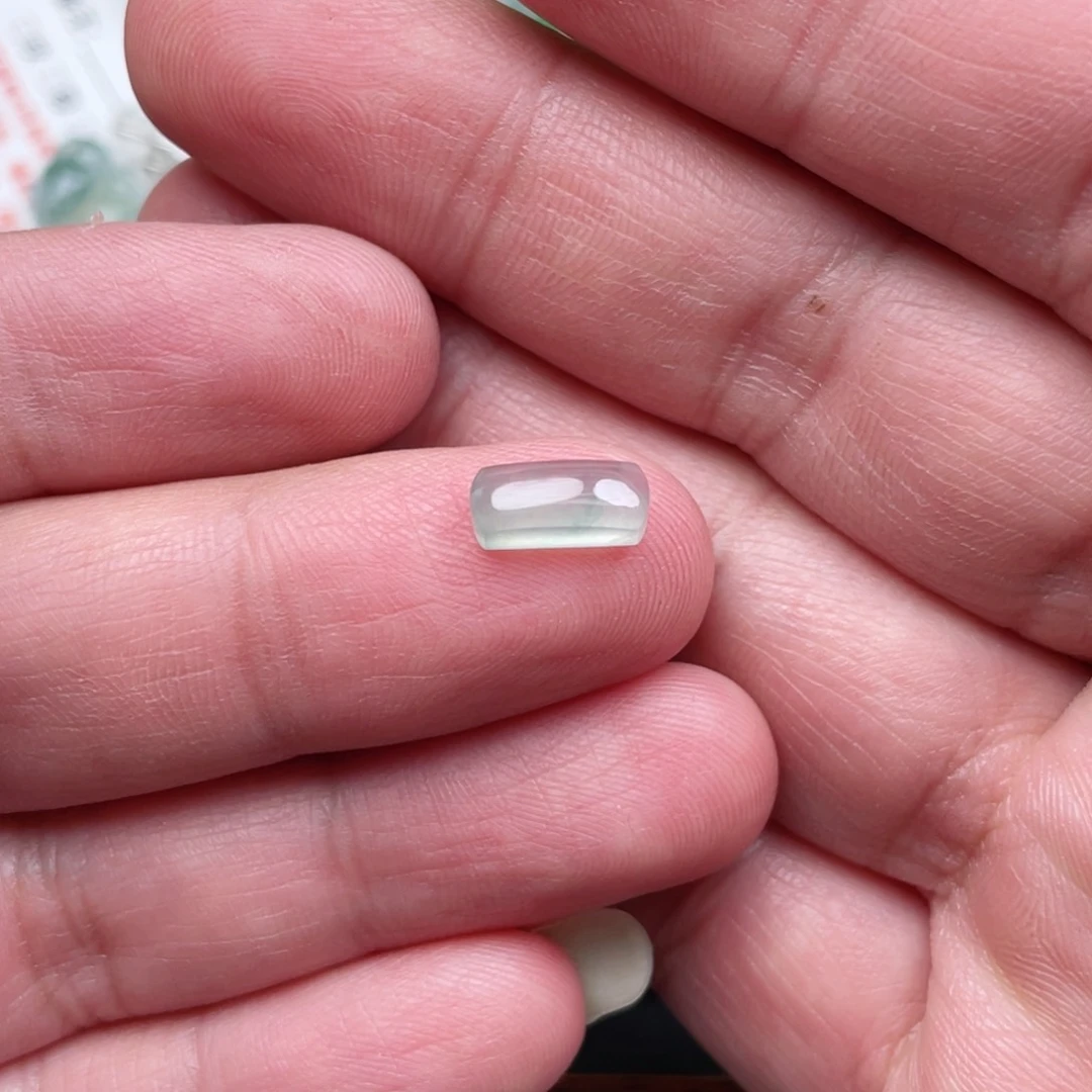 翡翠颈饰未镶嵌缅甸翡翠