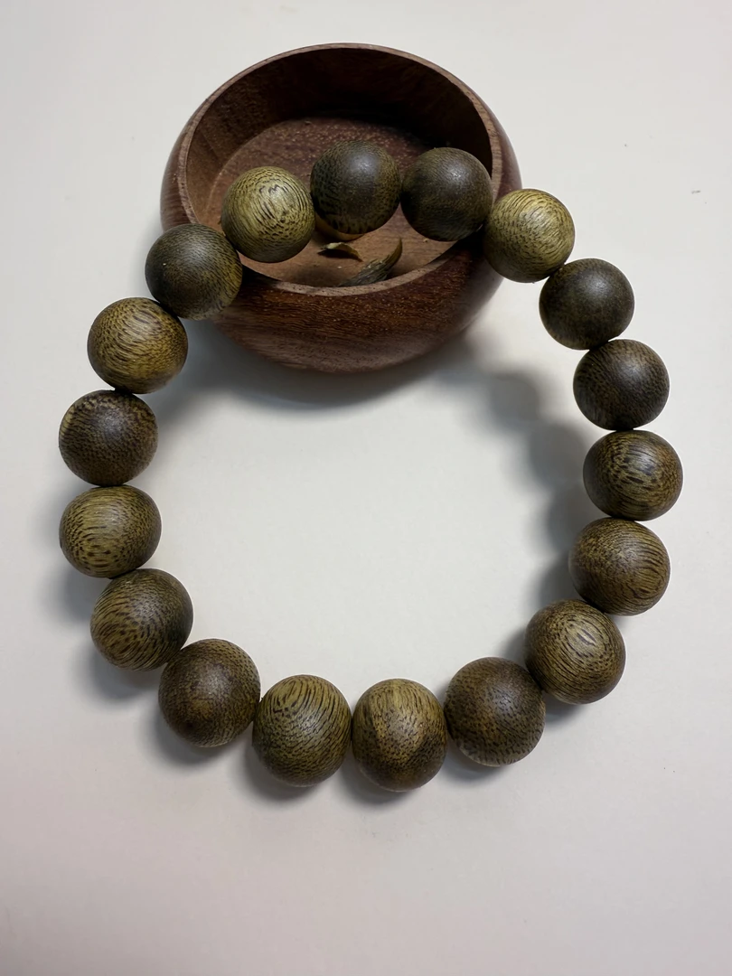 沉香奇楠乌身圆叶单圈圆珠手串卡12mm12克＋多样性发一