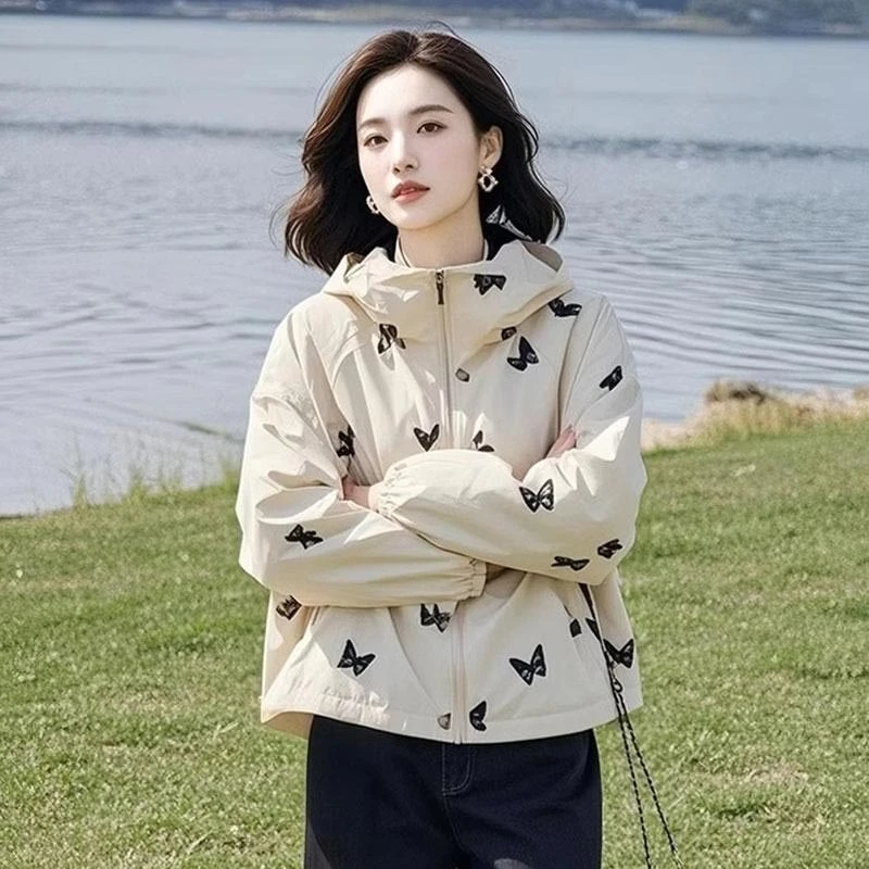 2025春秋韩式新款小个子短款百搭连帽外套女休闲个性设计感短上衣
