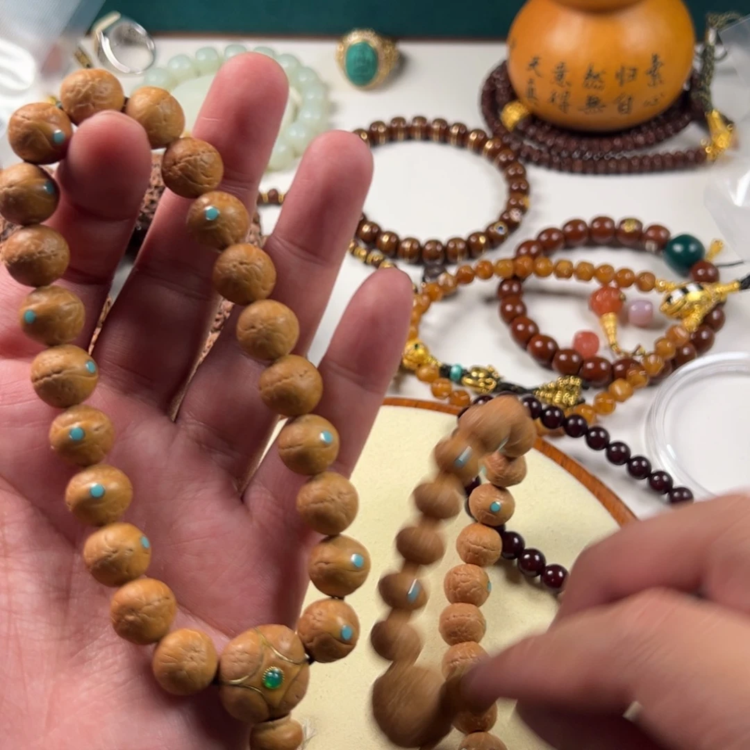 凤眼菩提吊坠。。。。。。。。。。。。