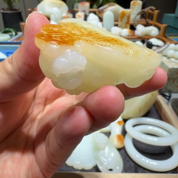 和田玉未镶嵌挂件