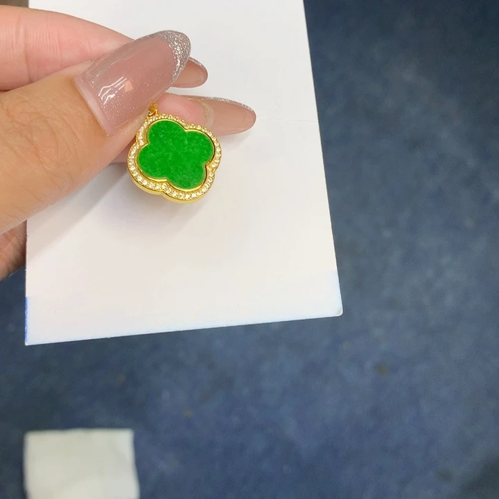 颈饰未镶嵌翡翠婷**滴天然翡翠