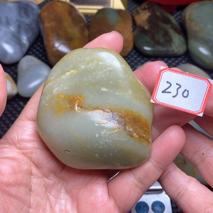 未镶嵌和田玉把件230