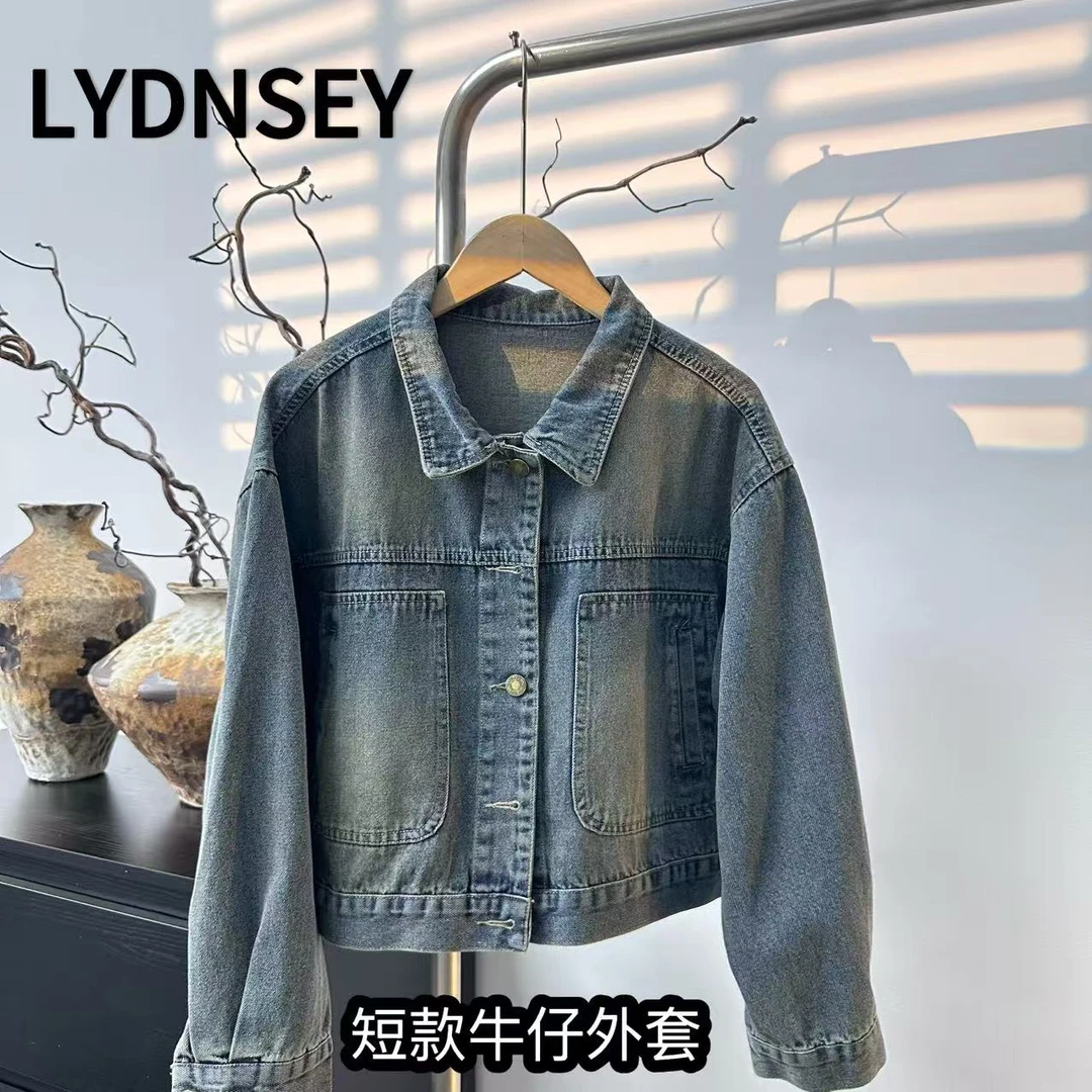 LYNDSEY·短款牛仔·春季新款 简约百搭宽松短款开扣牛仔外套66172