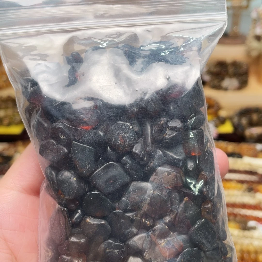 未镶嵌琥珀裸石拍二发三