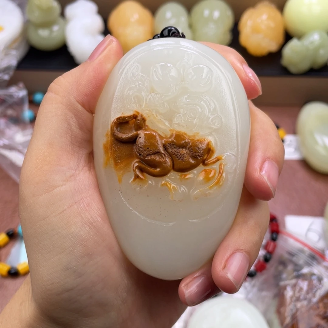 京***人石材天然古青石手把件