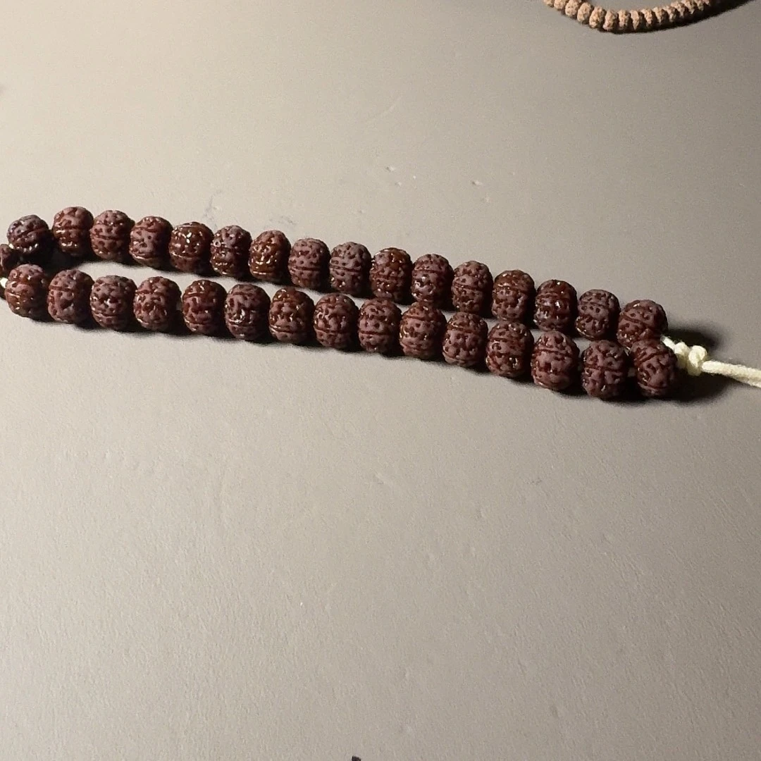 金刚菩提吊坠勿里达紫红皮老树王