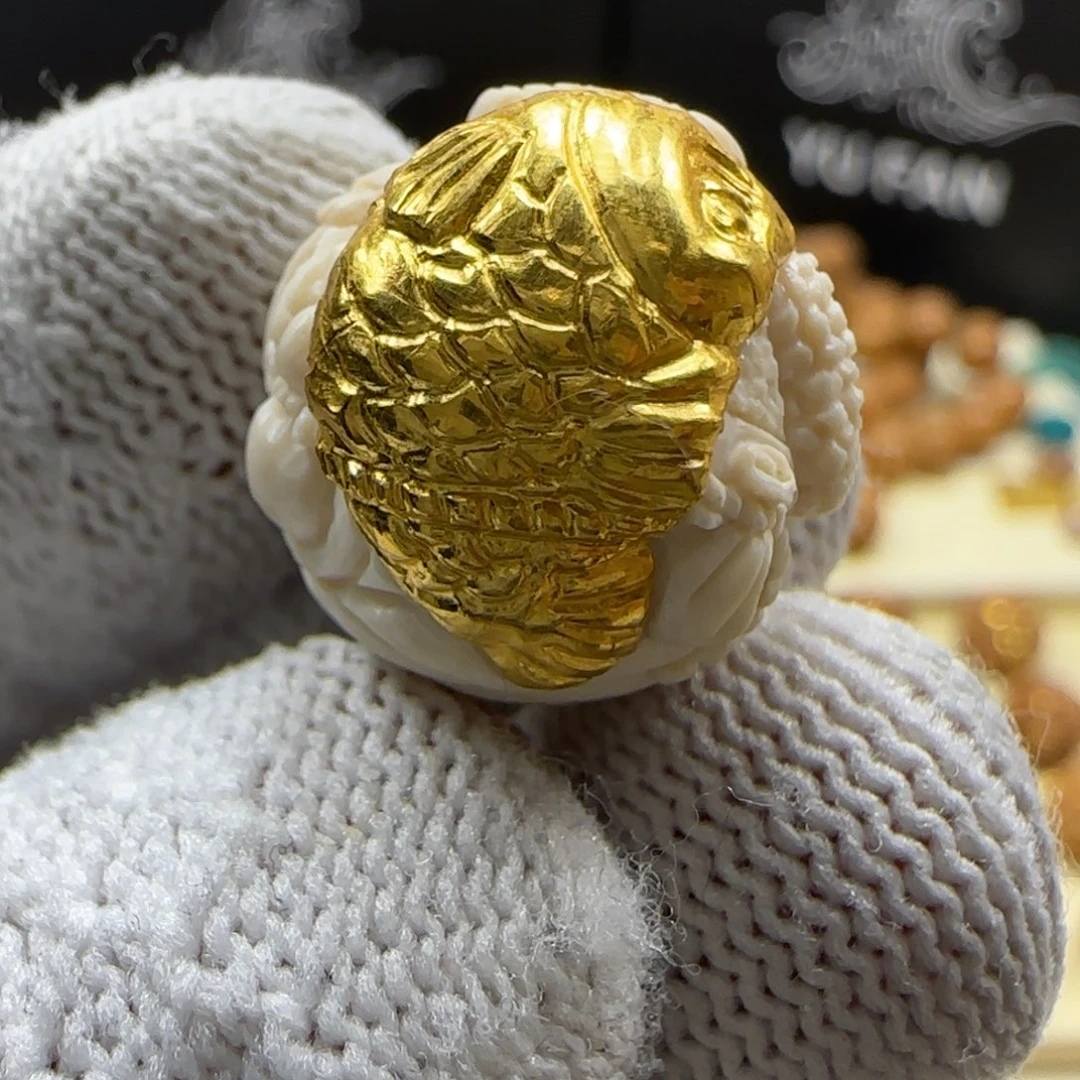 吊坠猴头核桃金蟾背鲤镶嵌24k