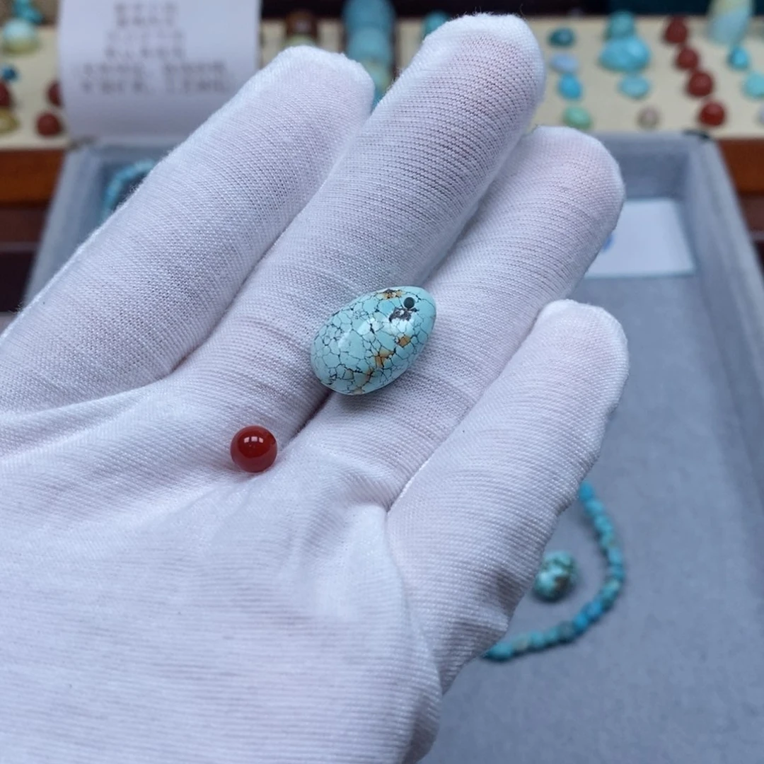 南红玛瑙配饰未镶嵌