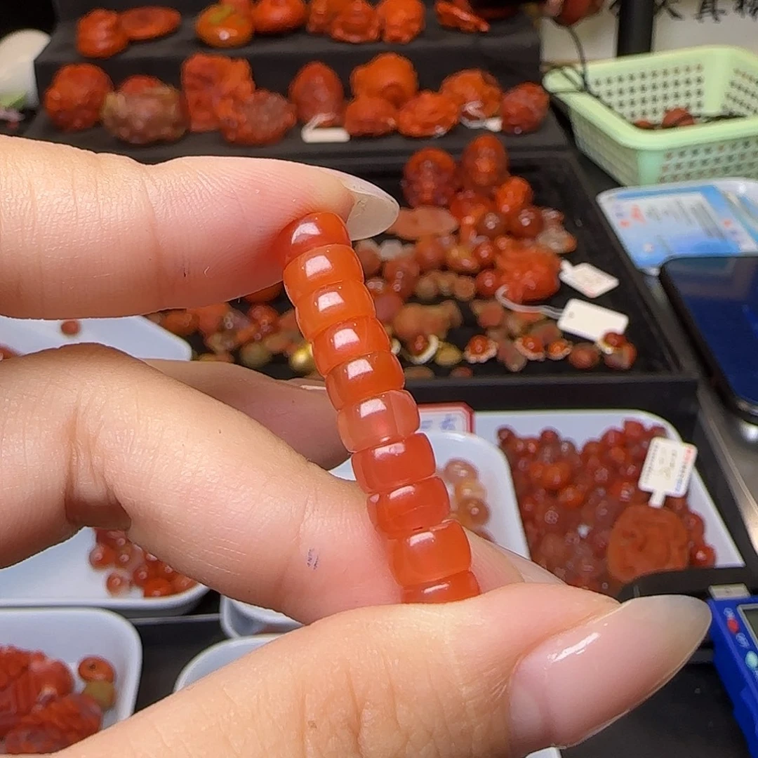 莫***情吊坠(不含链)未镶嵌南红玛瑙