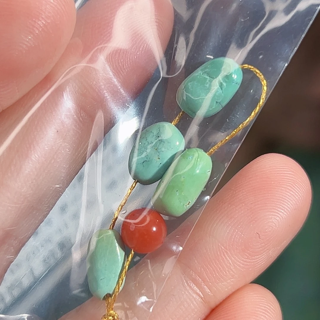 南红玛瑙未镶嵌珠宝奇石