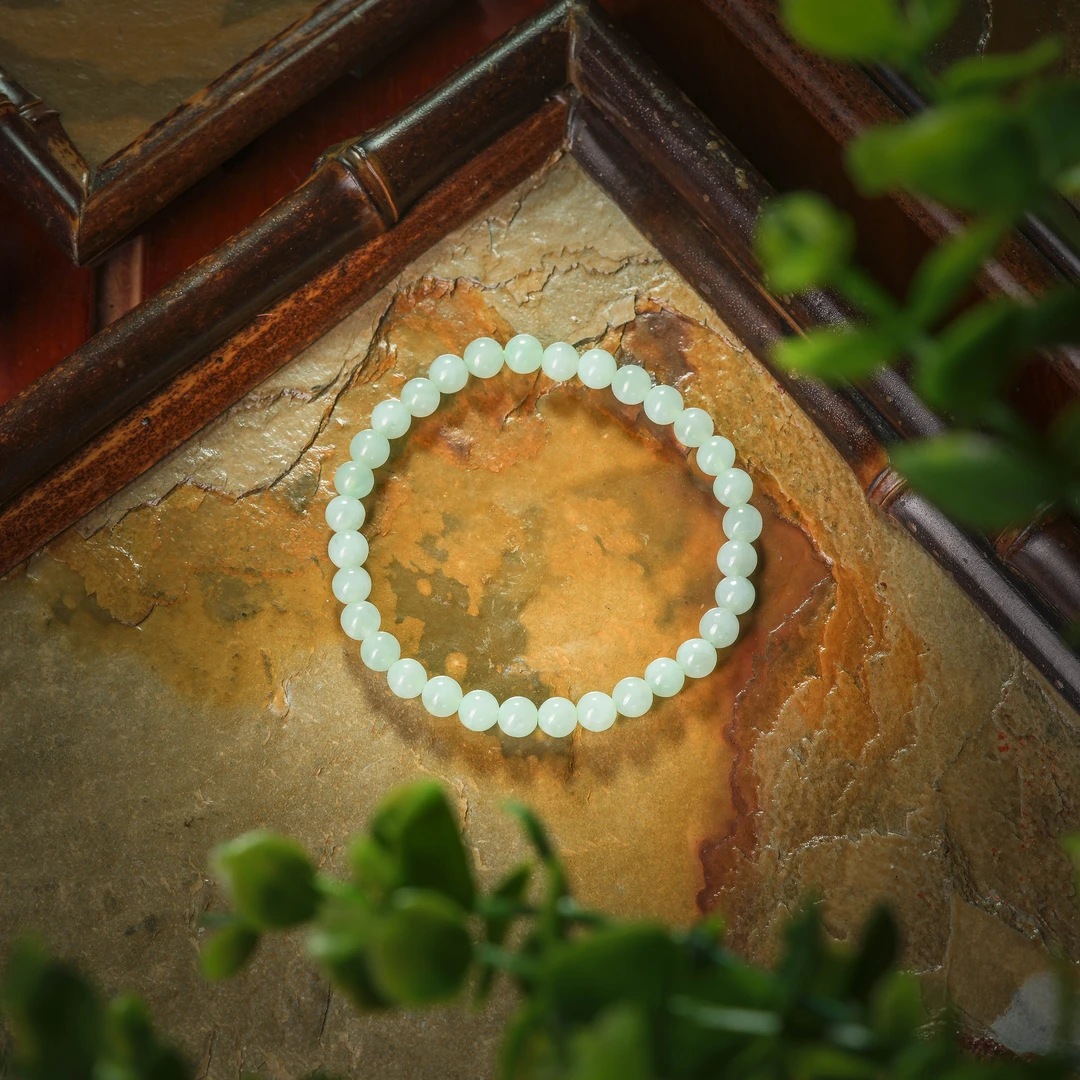 翠盈·精品翡翠手串AS0979约5.5mm