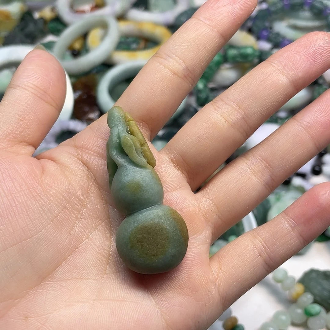 定制翡翠未镶嵌等**云翡翠