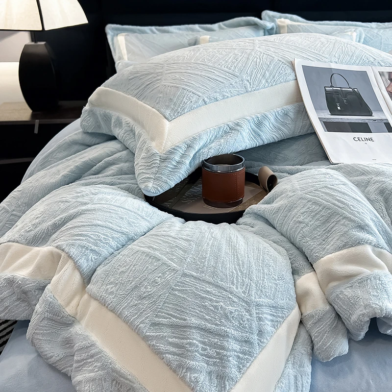 双拼角雕花牛奶绒四件套 克洛伊（总）SYM