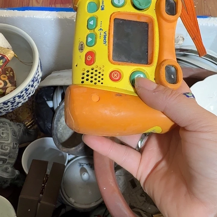 爱****扇子 bxbbxcbcbxbxb