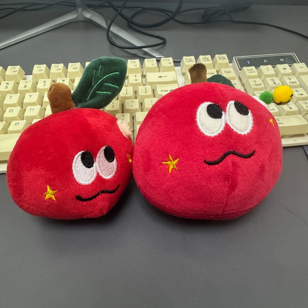 长虫苹果可爱毛绒挂件卡通惊喜公仔背包挂饰玩偶钥匙扣送朋友礼物