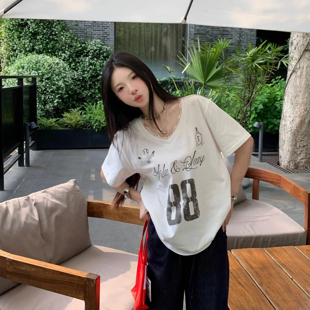 2025新款洛杉矶vibo 美式白色短袖t恤女V领蕾丝拼接体恤夏季上衣
