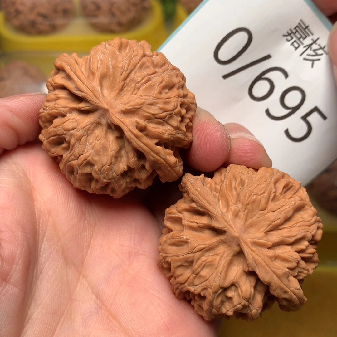 文玩核桃把件肉球苹果41