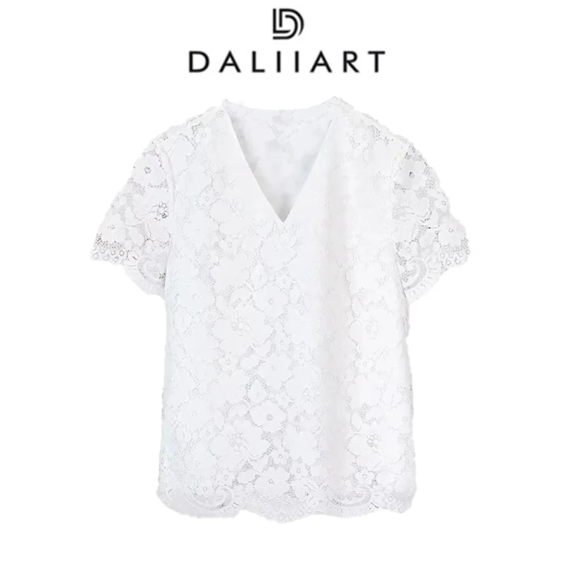 两人相遇芭提雅 精美重工睫毛蕾丝V领短袖衬衫DLTX0909