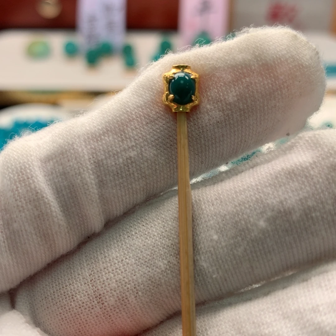 绿松石18K金镶嵌配饰j