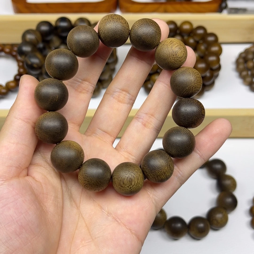 一***鱼手串沉香越南芽庄白棋楠1.6