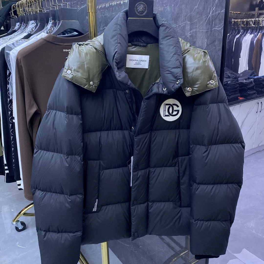DG迪噶雅男士秋冬新款轻奢连帽羽绒服