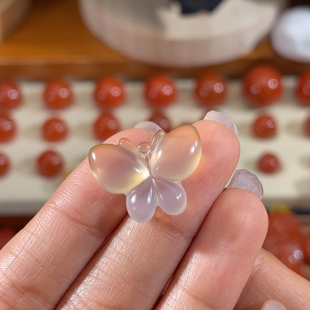 玛瑙/玉髓未镶嵌蝴蝶 21x16.2mm 不退换