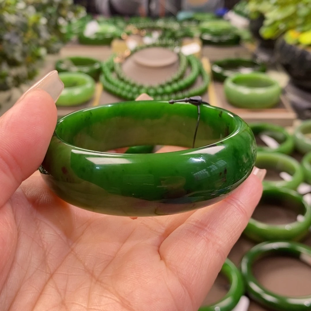 和田玉（碧玉）手镯未镶嵌