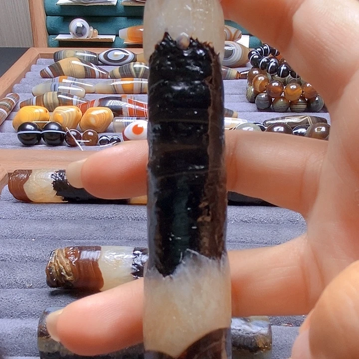 羽***鹤玛瑙/玉髓未镶嵌吊坠(不含链)