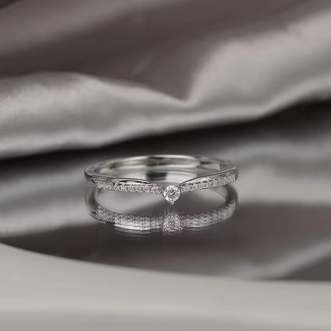 925银莫桑石戒指 （公主女戒款）女士百搭