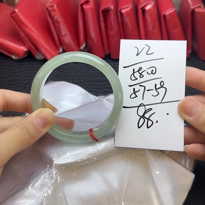 未镶嵌手镯翡翠22